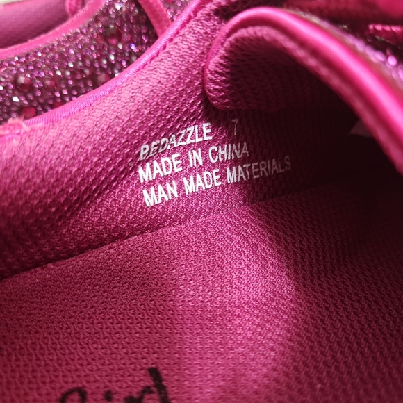 CORKYS Hey Girl Bedazzled Fuchsia Pink Rhinestone Sneakers Size 7 Dopamine - Picture 8 of 9